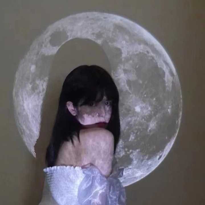 Tanio Lampa projekcyjna Ins Moon z tłem do oświetlenia nocnego - i…